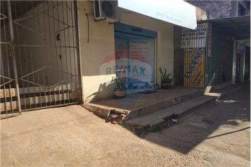 Propiedad en el centro de Encarnación — foto 2