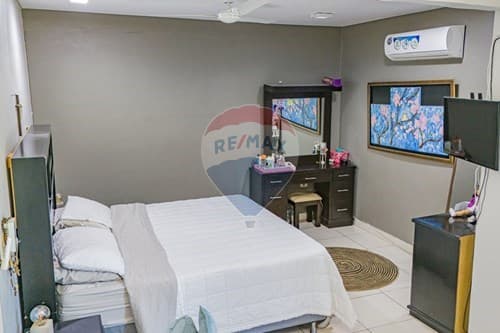 Residencia moderna de dos plantas en Itauguá — foto 4