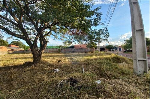 Amplio terreno de 1.270 m2 en m.r.a — foto 5