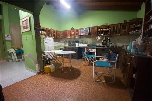 casa en el centro de 2 plantas / Inde Nacion — foto 3