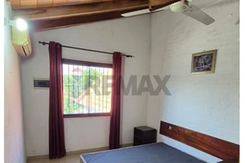 Amplia casa en venta