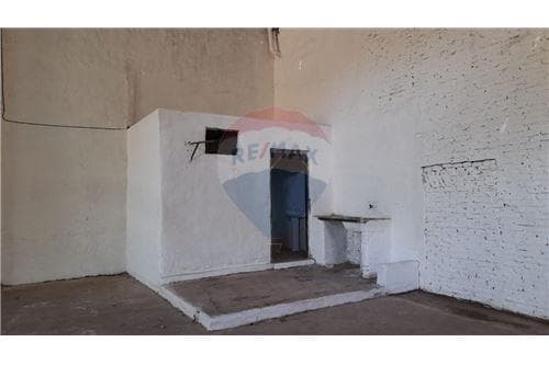 Amplio Depósito / Tinglado en Lambaré — foto 3
