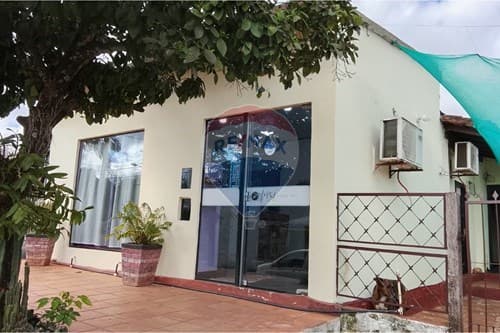 Centro de San Ignacio – Excelente Inversión