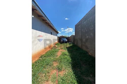 "Moderna Casa en Ñemby: Oportunidad Exclusiva" — foto 2