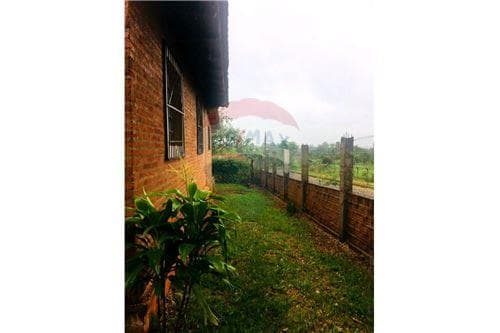 Casa en el barrio arroyo pora — foto 3