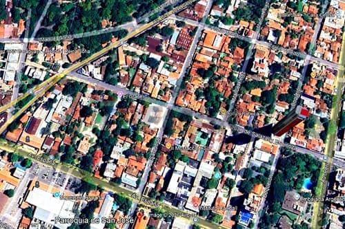 ¡Terreno de 909m² en Las Mercedes, Asunción! — foto 2