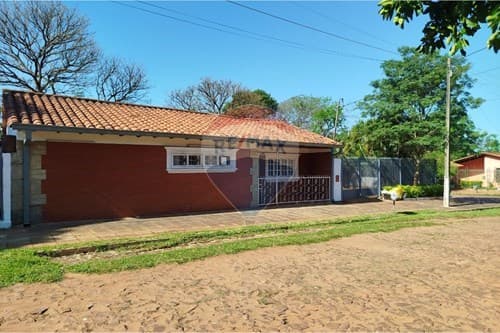 Casa en venta en Ñemby - Los Naranjos — foto 2