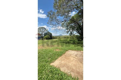 Casa con imponente vista en ybycui — foto 2