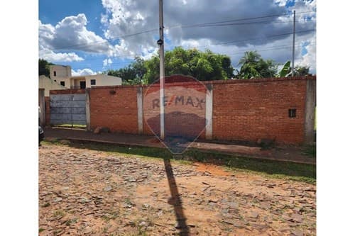 Vendo terreno en San Lorenzo barrio mitai