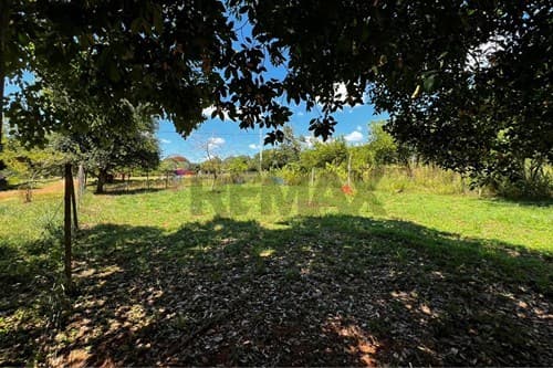 En venta terreno en esquina Itauguá — foto 4
