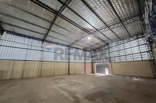 Depósito en Venta con renta activa Barcequillo