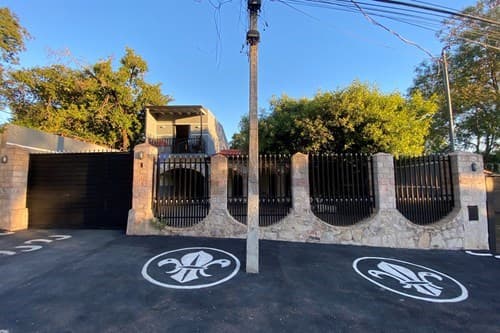 Amplia residencia + depto independiente - Lambaré — foto 1