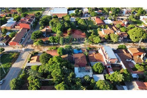 Terreno 12x35 fdo zona norte - B. Santa Maria