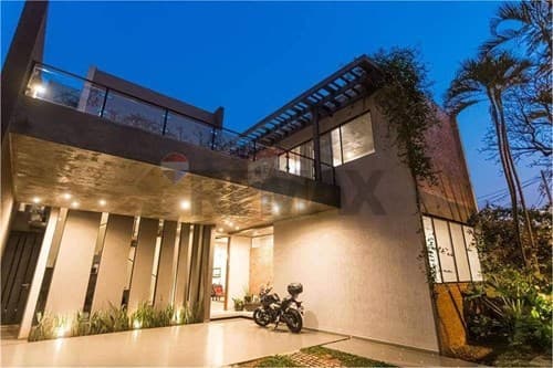 Imponente residencia en Recoleta — foto 1