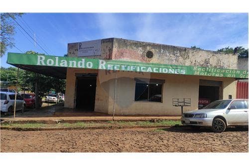 Casa con local comercial en Barrio Santa Maria — foto 2