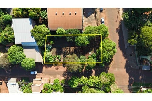 Terreno en esquina frente al colegio bertoni — foto principal