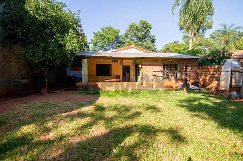 Hermosa Casa en Itauguá: Inversión Ideal