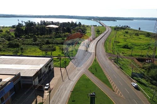 TERRENO ESTRATÉGICO en Encarnación, Itapúa, PY