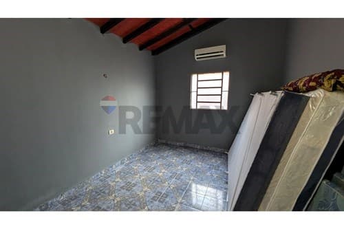 Vendo casa en Itaugua
