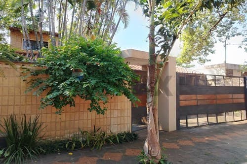 Casa en venta cerca de avenida mariscal lópez