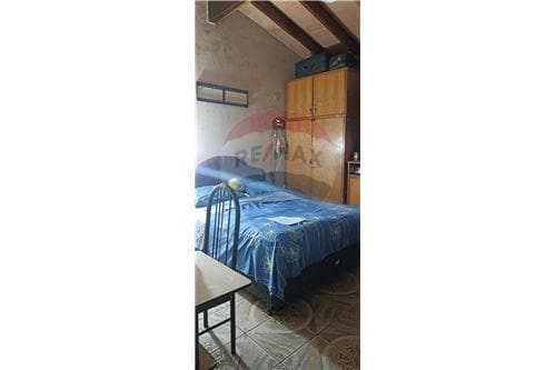 Vivienda c/ 2 salones comerciales — foto 2