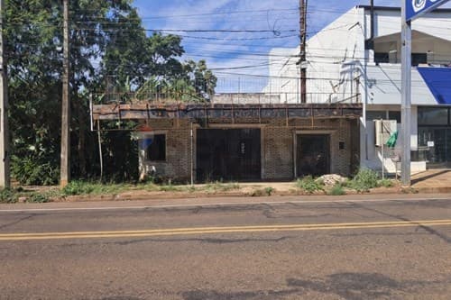 Vendo salones comerciales en coronel bogado
