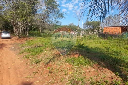 ¡Terreno Esquinero en Capiatá! Inversión Ideal — foto 4