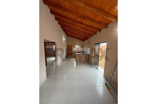 Casa en venta capiata — foto 5