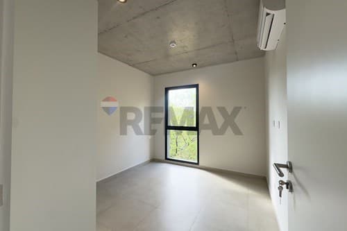 1 habitacion y 1 baño en urban cumbres — foto principal