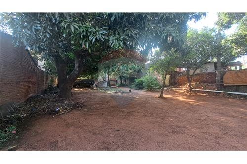 Terreno en lambare zona hiperpueblo, foto 2
