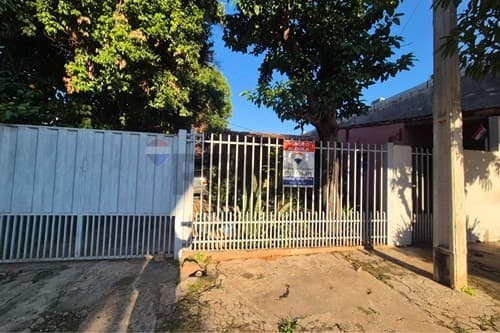 Casa en alquiler en Ñemby - barrio Caaguazú — foto 1