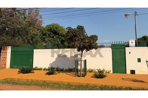 Bella Casa en el Barrio Moracue Luque, foto 2