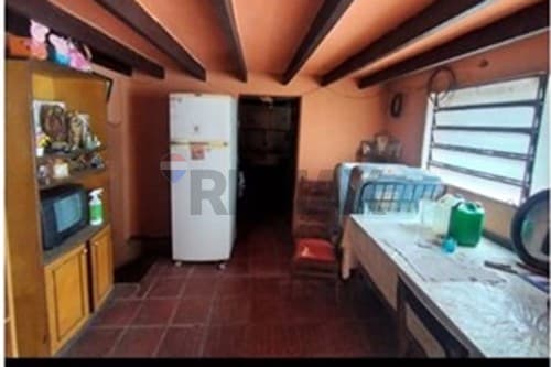 Casa con Potencial en el Corazón de Asunción