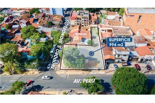 Terreno en esquina sobre av peru salida a 4 calles — foto 1