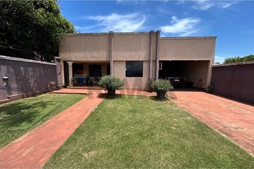 ¡Casa moderna en venta en Cambyretá, Itapúa!
