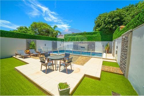 Imponente residencia RE/MAX COLLECTION — foto 3
