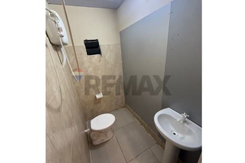 Alquilo salon comercial