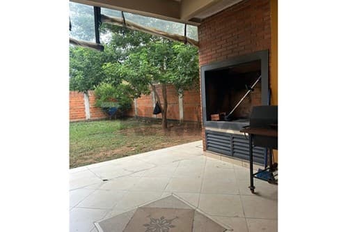Amplia casa en Venta en Luque - Cuarto Barrio — foto 4