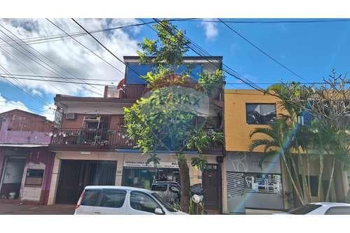 Amplia propiedad en venta pleno centro de enc