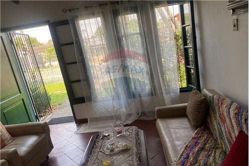 En venta casa a refaccionar en loma pyta