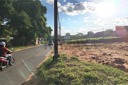 Amplio Terreno en Capiatá camino a Ypané — foto principal