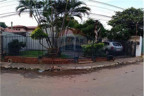 Terreno de 564 m2 en fdo de la mora zona norte