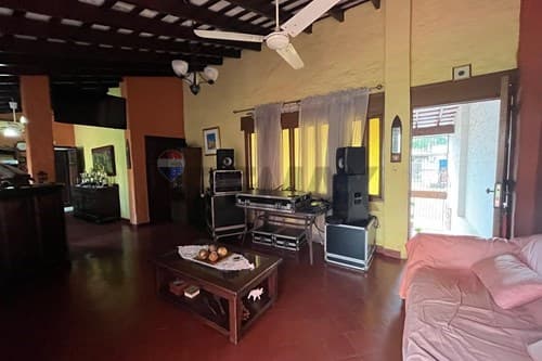 Casa en barrio madame lynch, foto 2