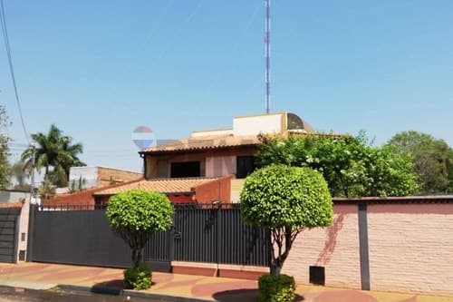 En venta propiedad con renta activa