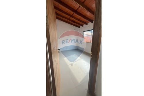 Dúplex moderno en Limpio, listo en 2024 — foto 2