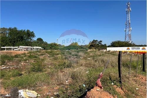✨importante terreno de 3.120 m² en esquina, sobre la av. Perón, en el límite entre Asunción y Lambaré✨ — foto 3