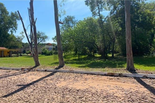 Vendo dos terrenos juntos en Ypane