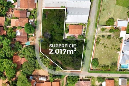 En venta terreno barrio universo, mra