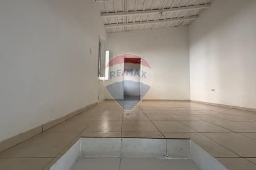 Amplio salón en Asunción b° san roque — foto 5