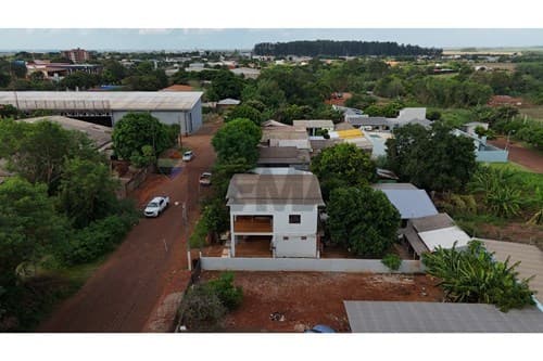 ¡Casa Moderna en Santa Rita, 6 Dorm, 405m²! — foto 2